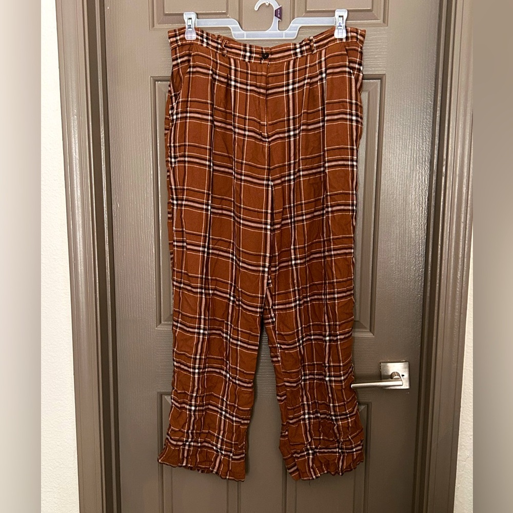 Brown Plaid pants